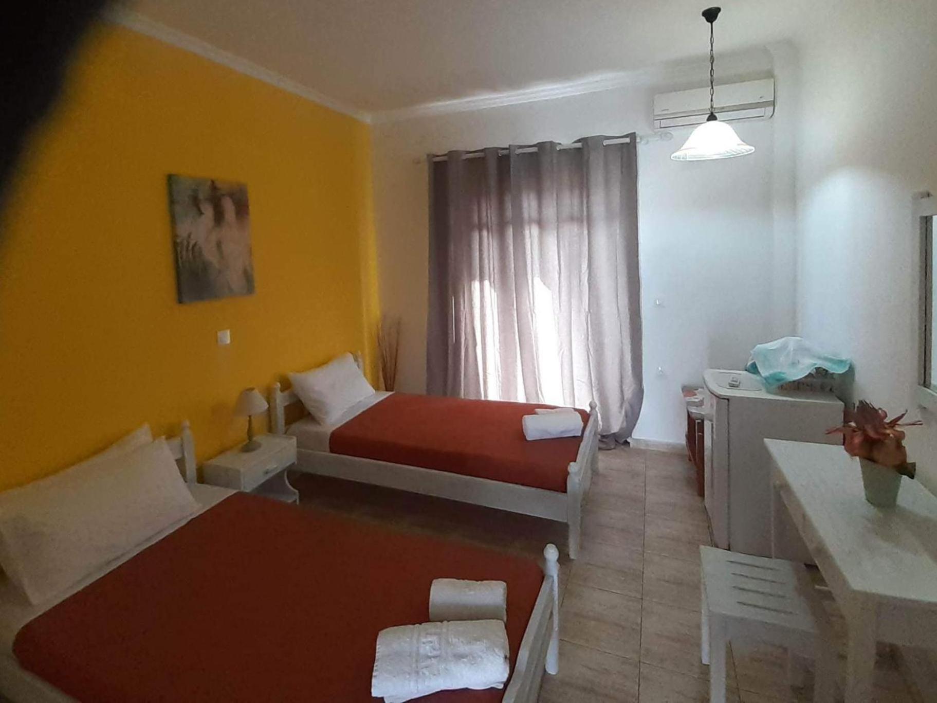 Dimitris Apartments Messongi Mesongí Chambre photo